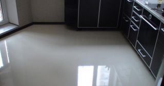 Наливной пол на кухне Сосногорск, цена от 899 руб.